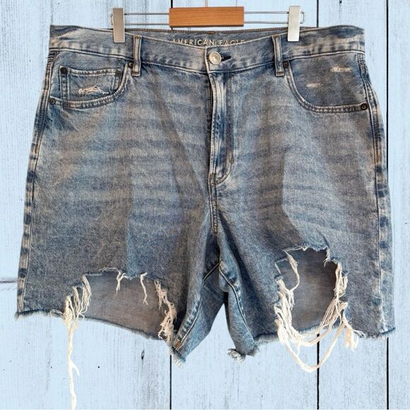 American Eagle 90s boyfriend denim shorts distressed - Picture 2 of 10